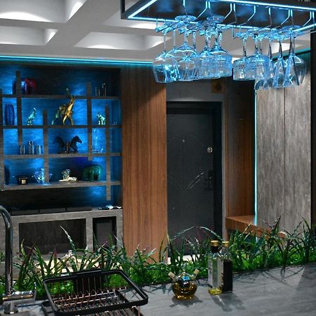 Pentlux - Spa Penthouse In The Heart Of Szkopje Kültér fotó