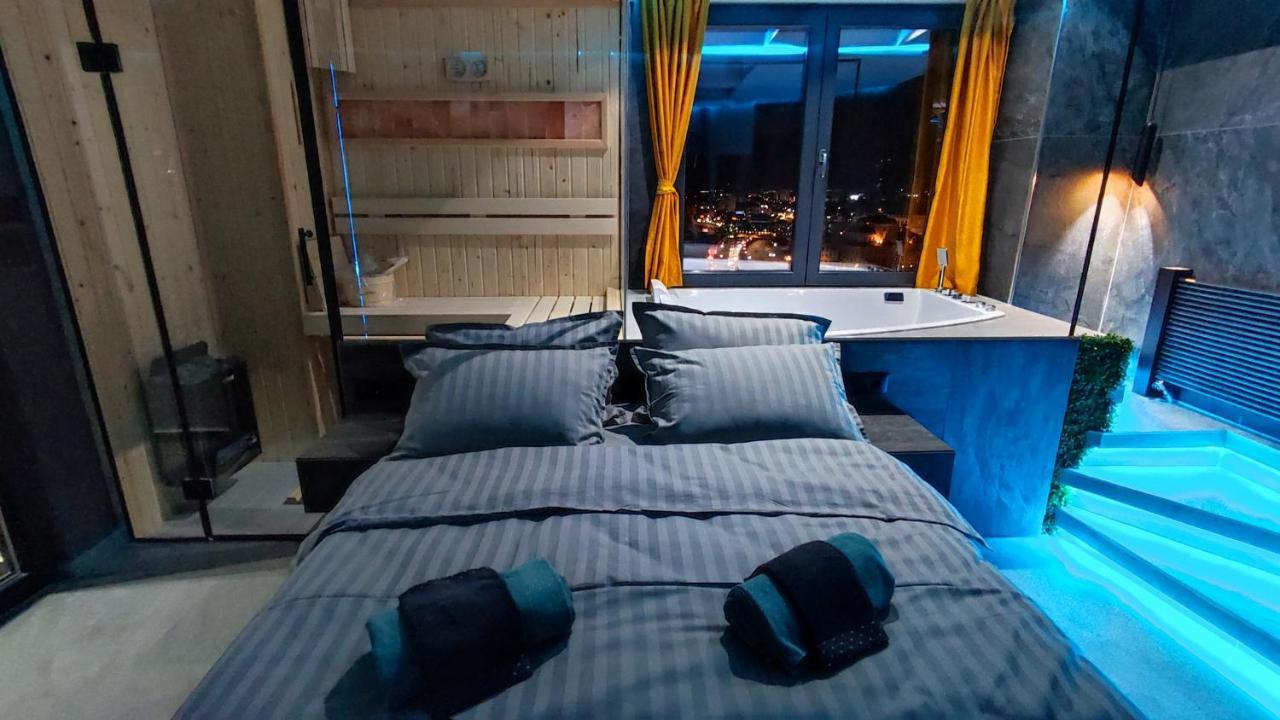 Pentlux - Spa Penthouse In The Heart Of Szkopje Kültér fotó
