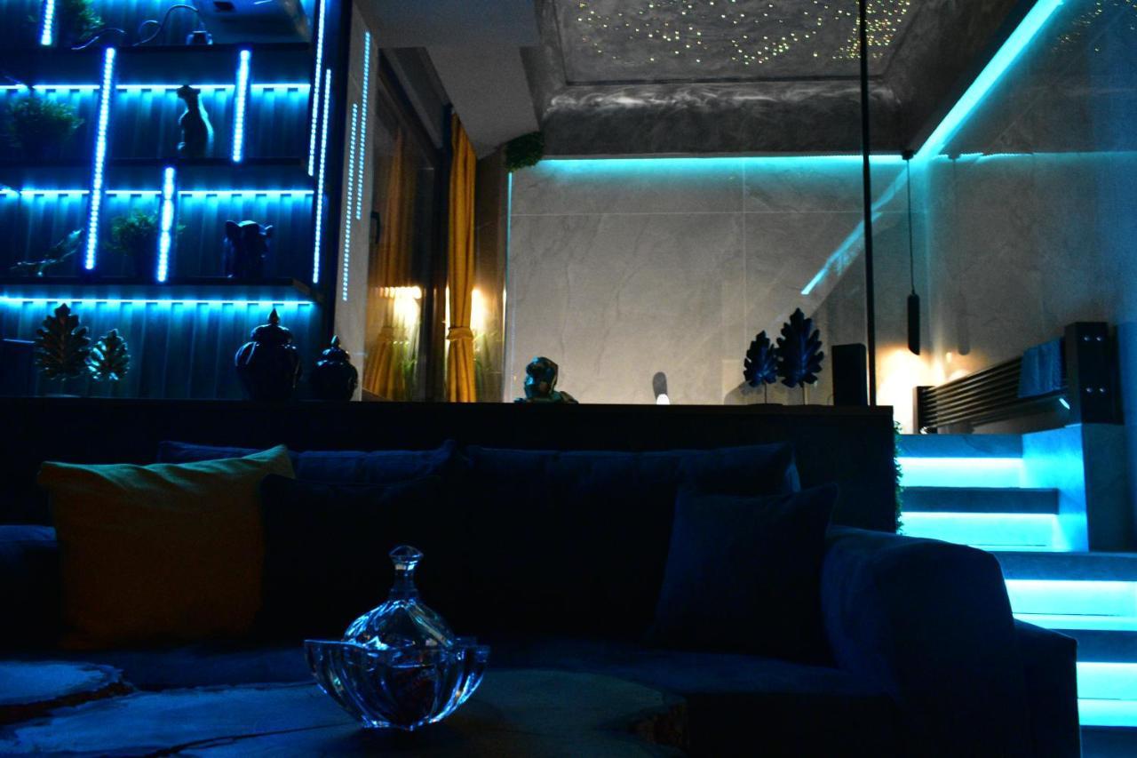 Pentlux - Spa Penthouse In The Heart Of Szkopje Kültér fotó