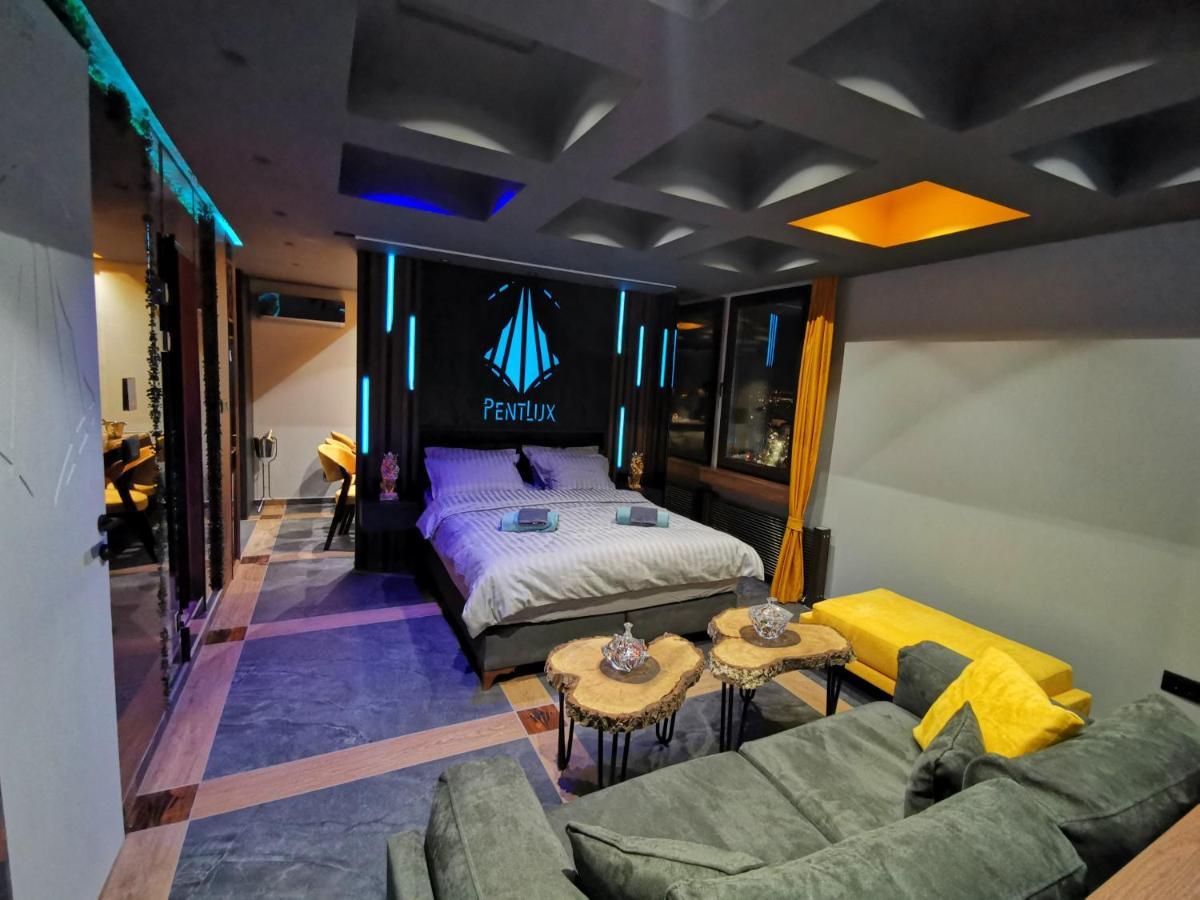 Pentlux - Spa Penthouse In The Heart Of Szkopje Kültér fotó
