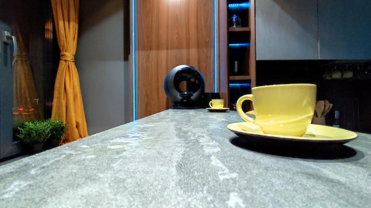 Pentlux - Spa Penthouse In The Heart Of Szkopje Kültér fotó