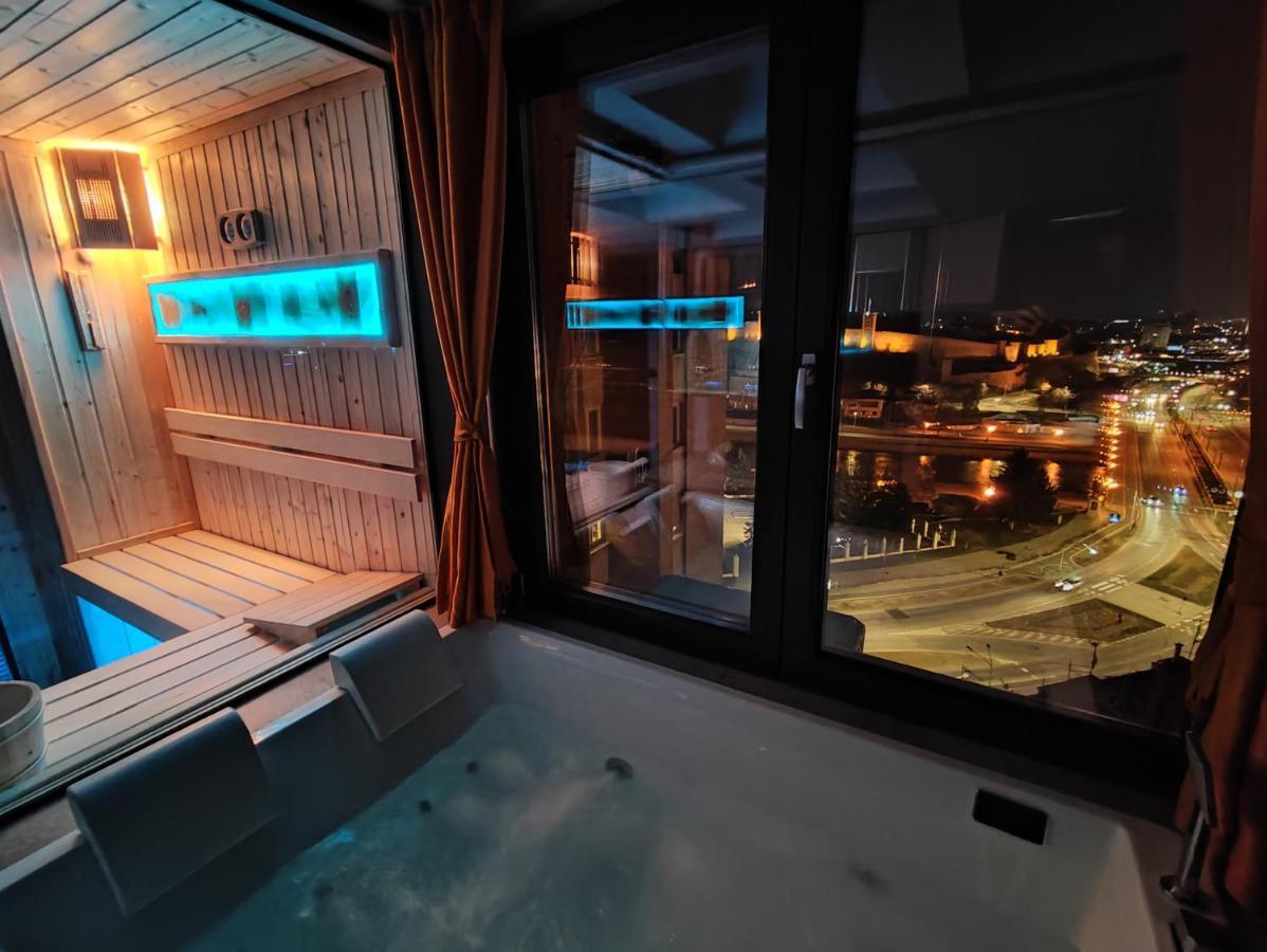 Pentlux - Spa Penthouse In The Heart Of Szkopje Kültér fotó