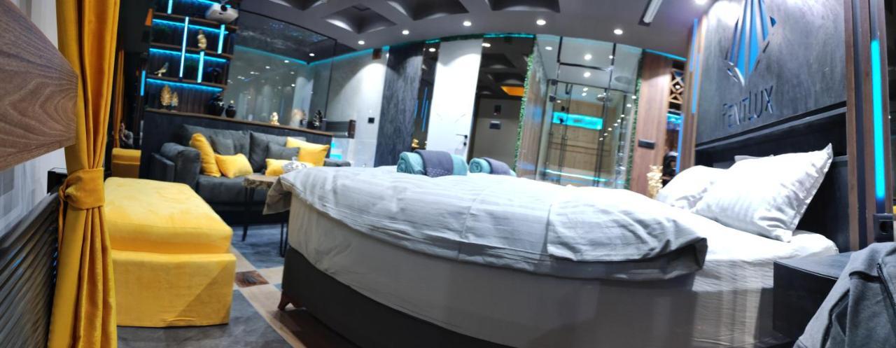 Pentlux - Spa Penthouse In The Heart Of Szkopje Kültér fotó